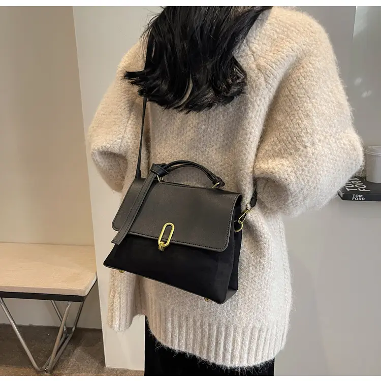Frosted Women's Shoulder Messenger Bag Black Gold Clasp — feature 18