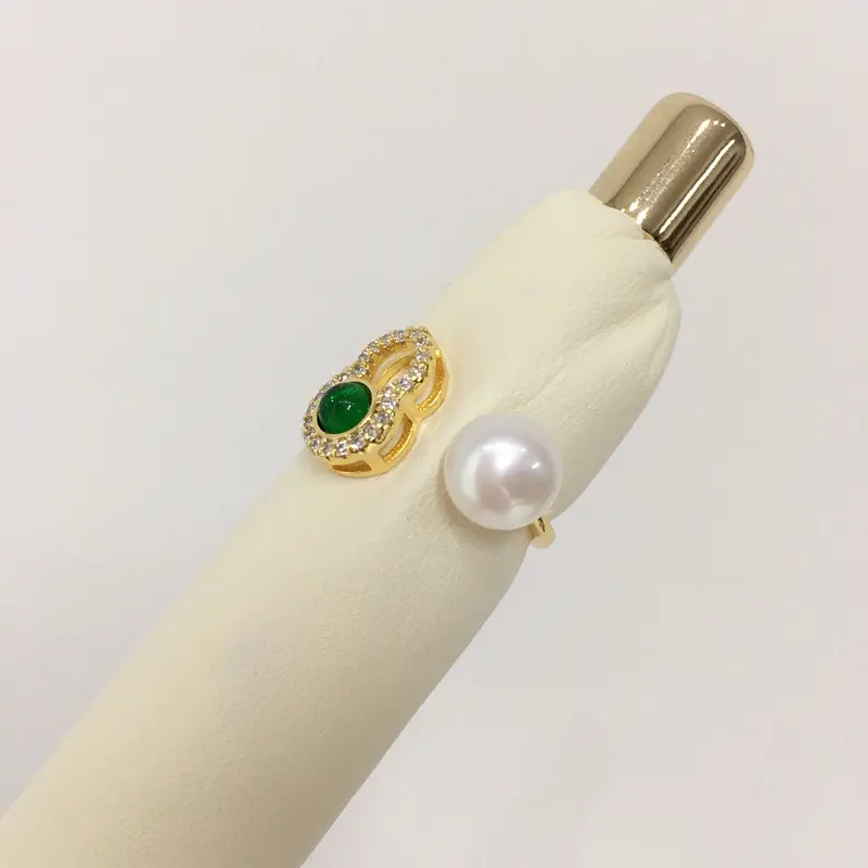 Natural Freshwater Pearl Ring 18K Gold Green Agate Live Broadcast One - Image 3