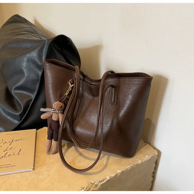 Women's Large Capacity Leather Tote Bag White — feature 15