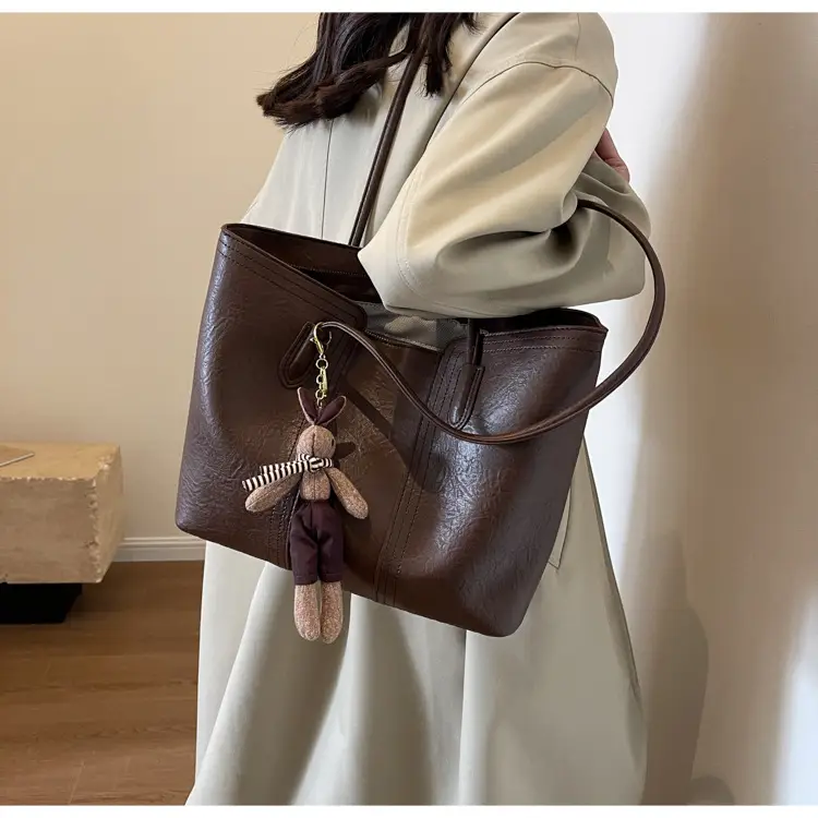 Women's Large Capacity Leather Tote Bag White — feature 18