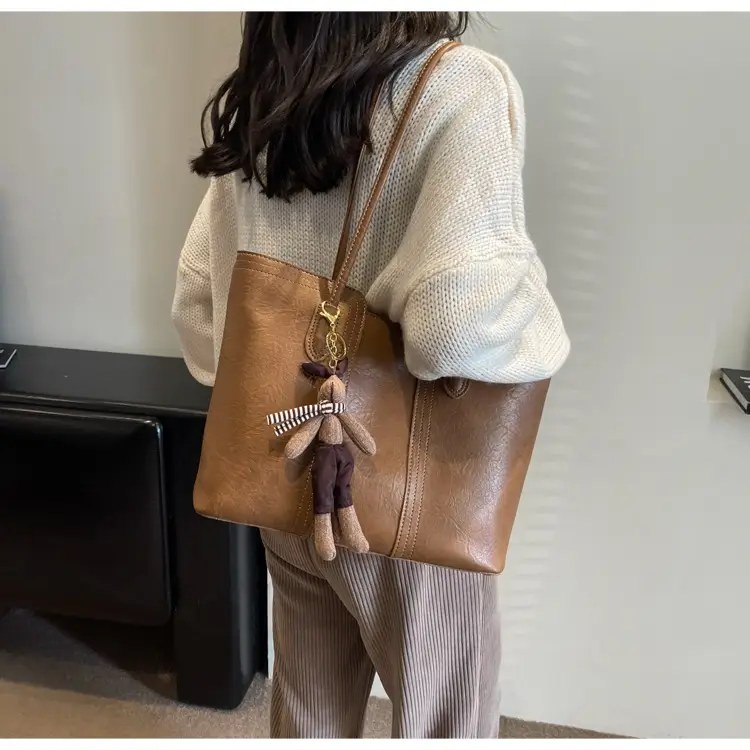 Women's Large Capacity Leather Tote Bag White — feature 24