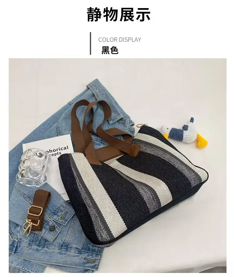 2025 New Trendy Multi-Layer Canvas Shoulder Bag with Bunny Keychain — feature 3