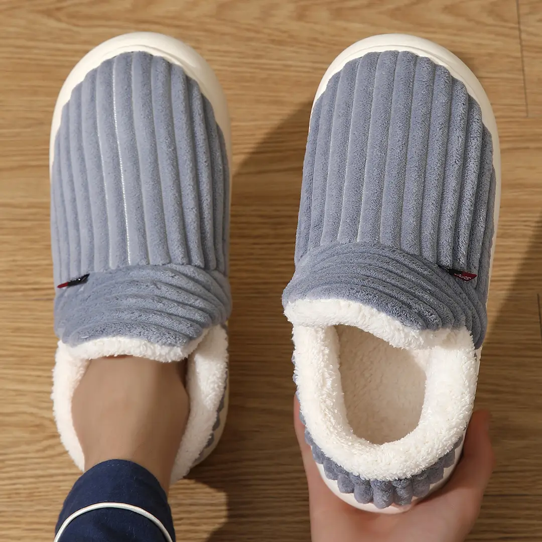 Cotton Slippers Bag with Men's Winter Warm Thick Sole 2025 New Furry Shoes Flats Bottom Versatile Cotton Shoes Women's Outer Wear Fleece-Lined