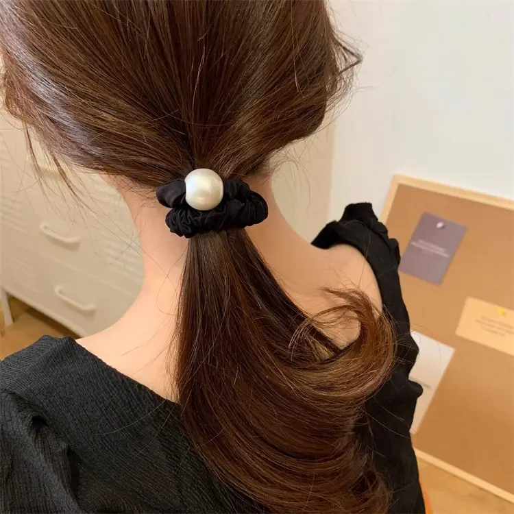 Brown Pearl Hair Band with Elastic Wrap — feature 18