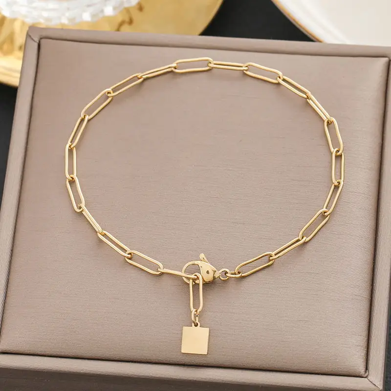 Gold Star Pendant Bracelet for Women β feature 15