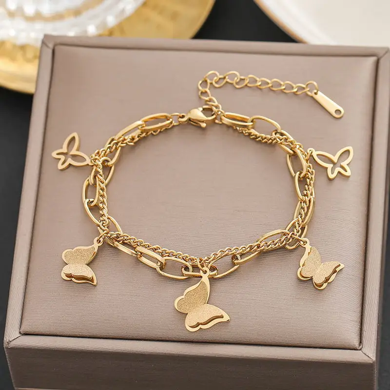 Gold Star Pendant Bracelet for Women - Image 29