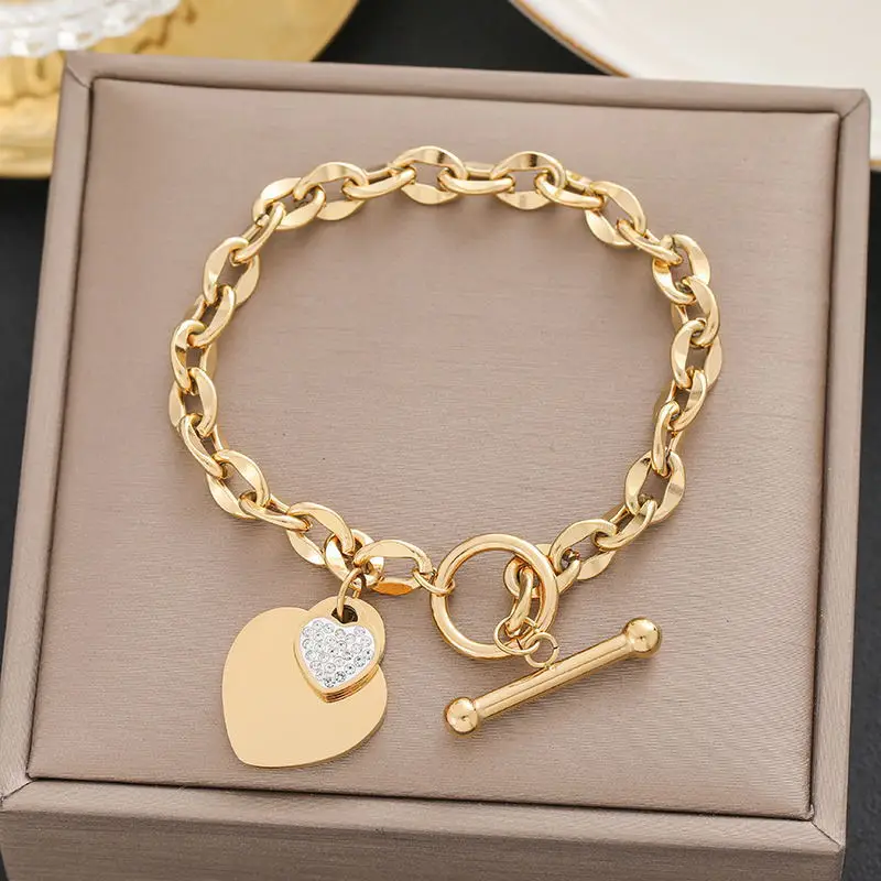 Gold Star Pendant Bracelet for Women - Image 3