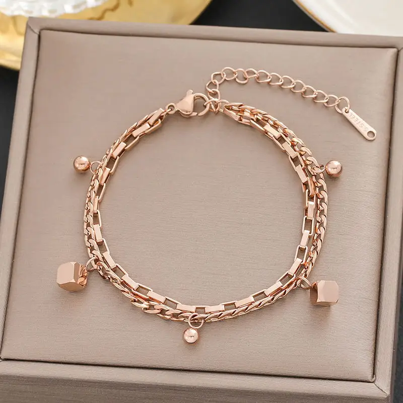 Gold Star Pendant Bracelet for Women - Image 34