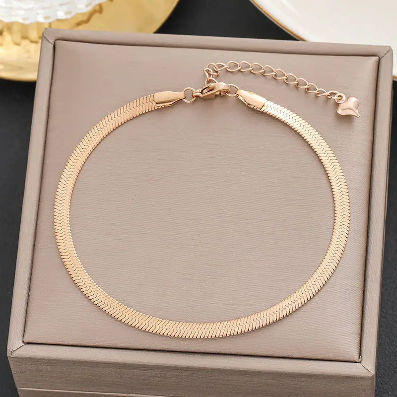 Gold Star Pendant Bracelet for Women - Image 41