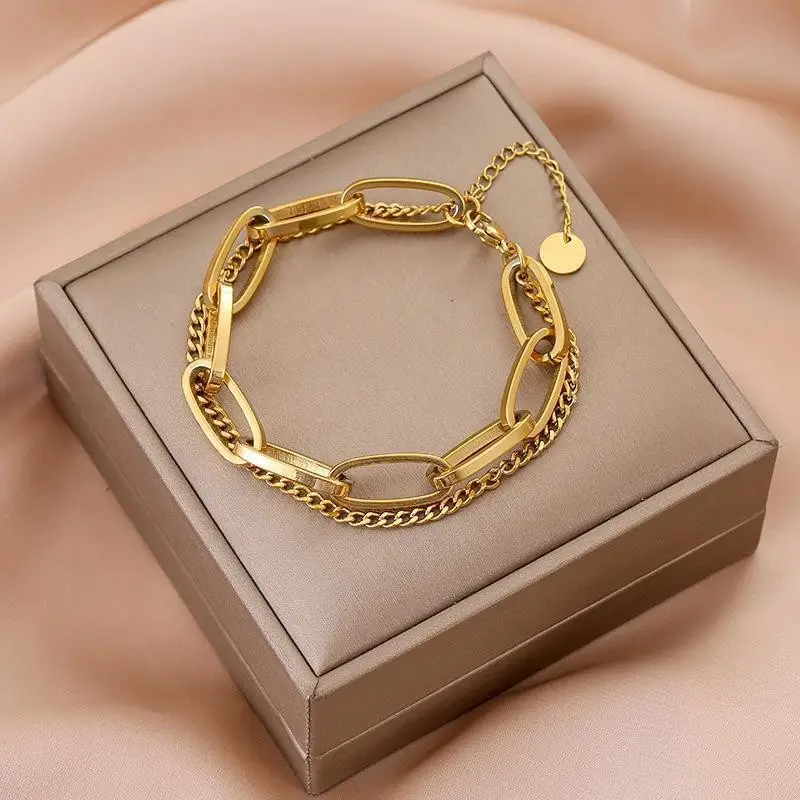 Gold Star Pendant Bracelet for Women - Image 56