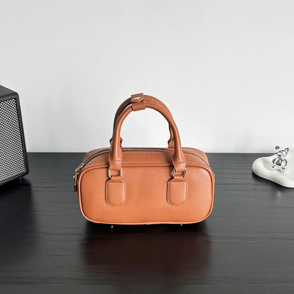 Women Retro Square Shoulder Messenger Bag Tan 2023 — feature 3