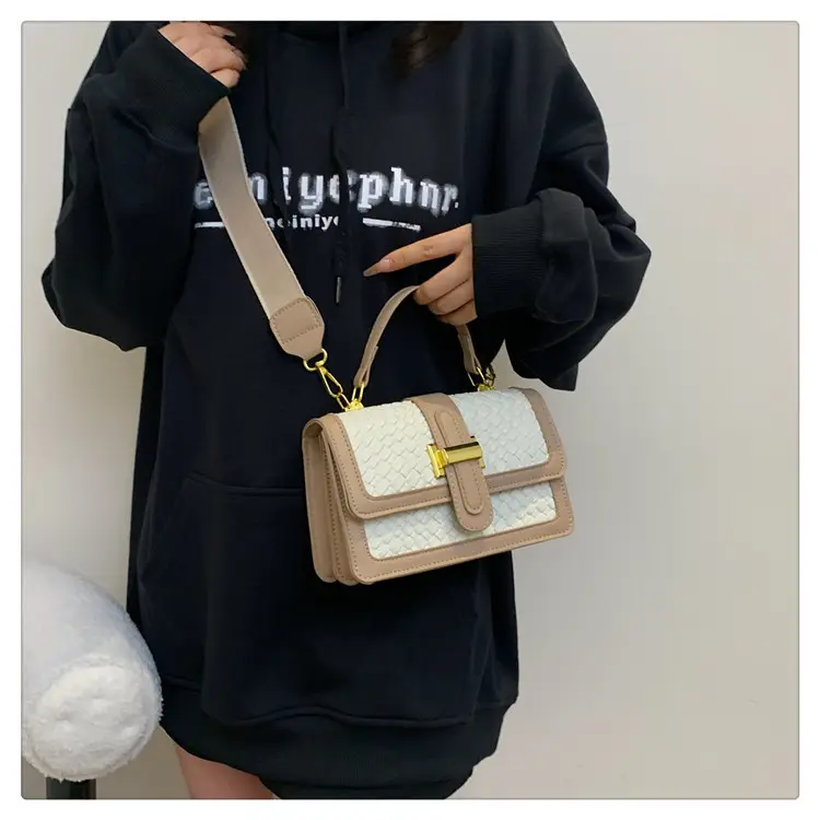 Black Quilted Shoulder Bag for Women 2026 Spring — feature 11