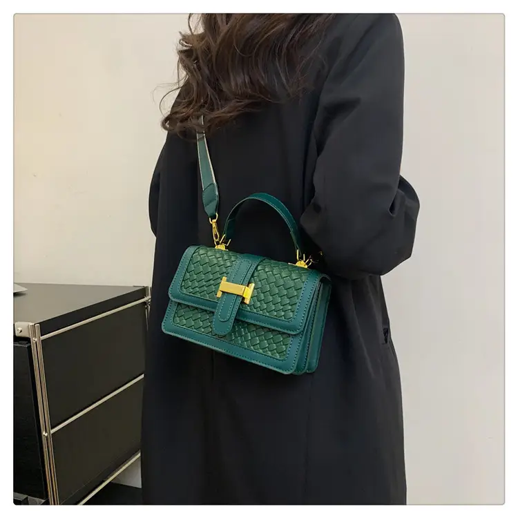 Black Quilted Shoulder Bag for Women 2026 Spring — feature 16