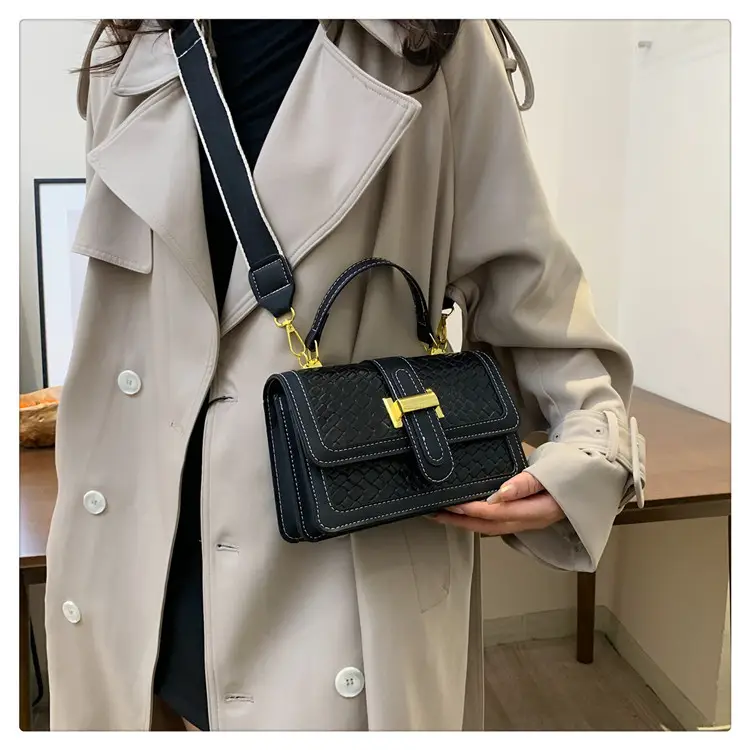 Black Quilted Shoulder Bag for Women 2026 Spring — feature 17