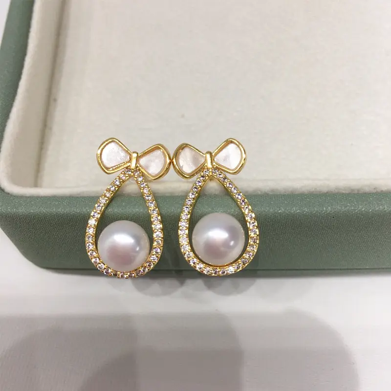 Zhuji Pearl Earrings 18K Gold Filled Sweet Bow Design — feature 2