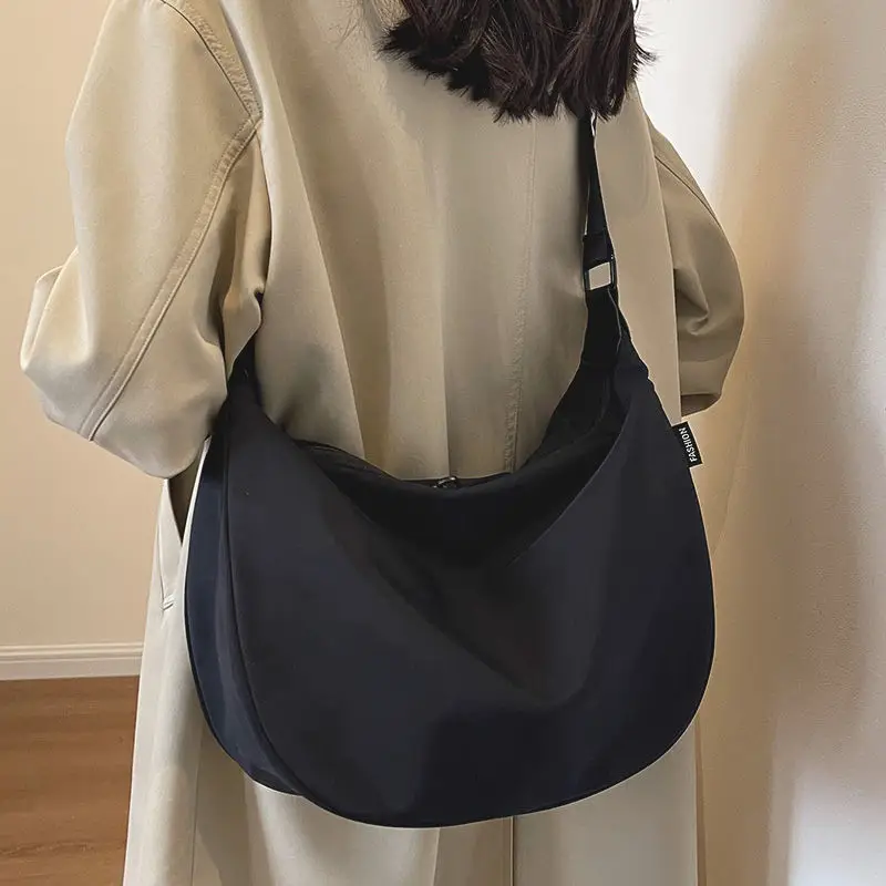 Waterproof Black Messenger Bag for Women - Image 6