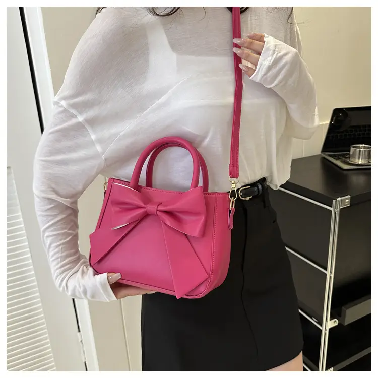 Women's Pink Bow Shoulder Bag 2023 — feature 10