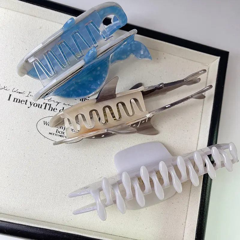 Green Marine Shark Acetate Hairpin Clip — feature 12