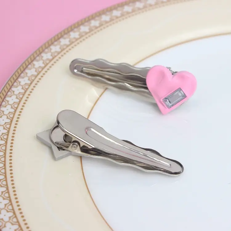 MUJU Heart Shaped Hairpins 2 Pcs Metal Clip - Image 13