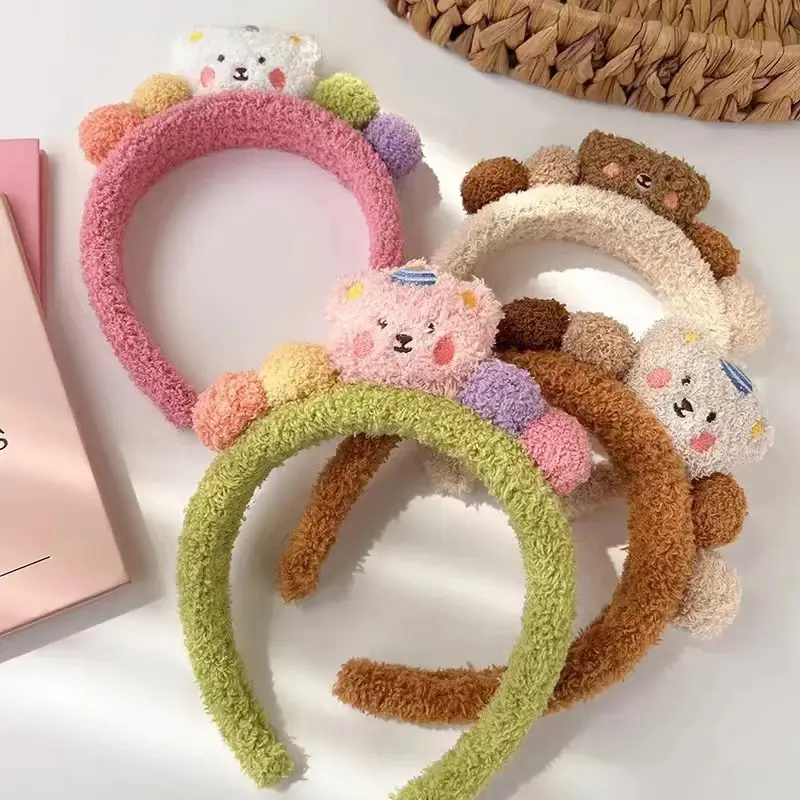 Autumn Little Bear Bun Hairband with Bear Ears — feature 13