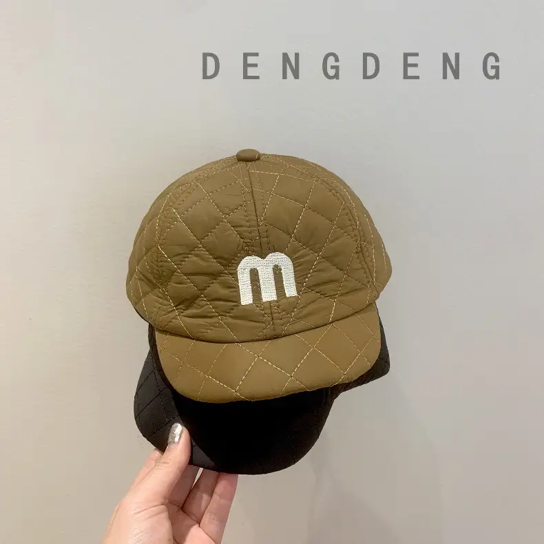Baby Warm Quilted Cap with M Logo Autumn Winter — feature 1