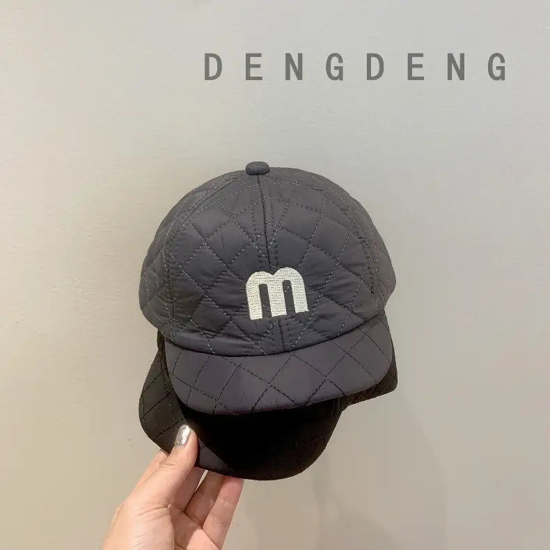 Baby Warm Quilted Cap with M Logo Autumn Winter — feature 2