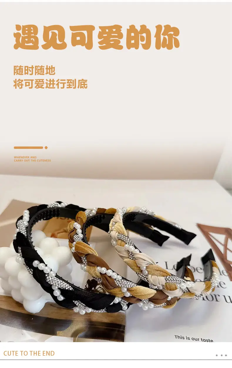 2024 Winter Celebrity Headband with Pearl & Gold Embellishment — feature 17