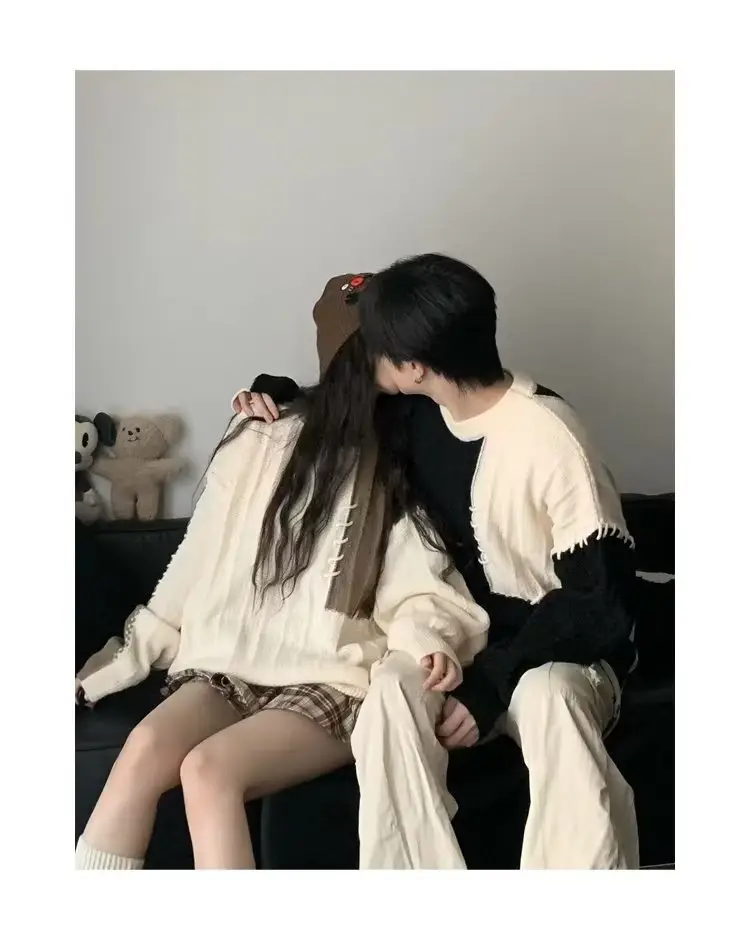 2023 New Couple Dress Korean Loose Sweater Men's Retro Contrast Color Lazy Style All-match Sweater Jacket — feature 14