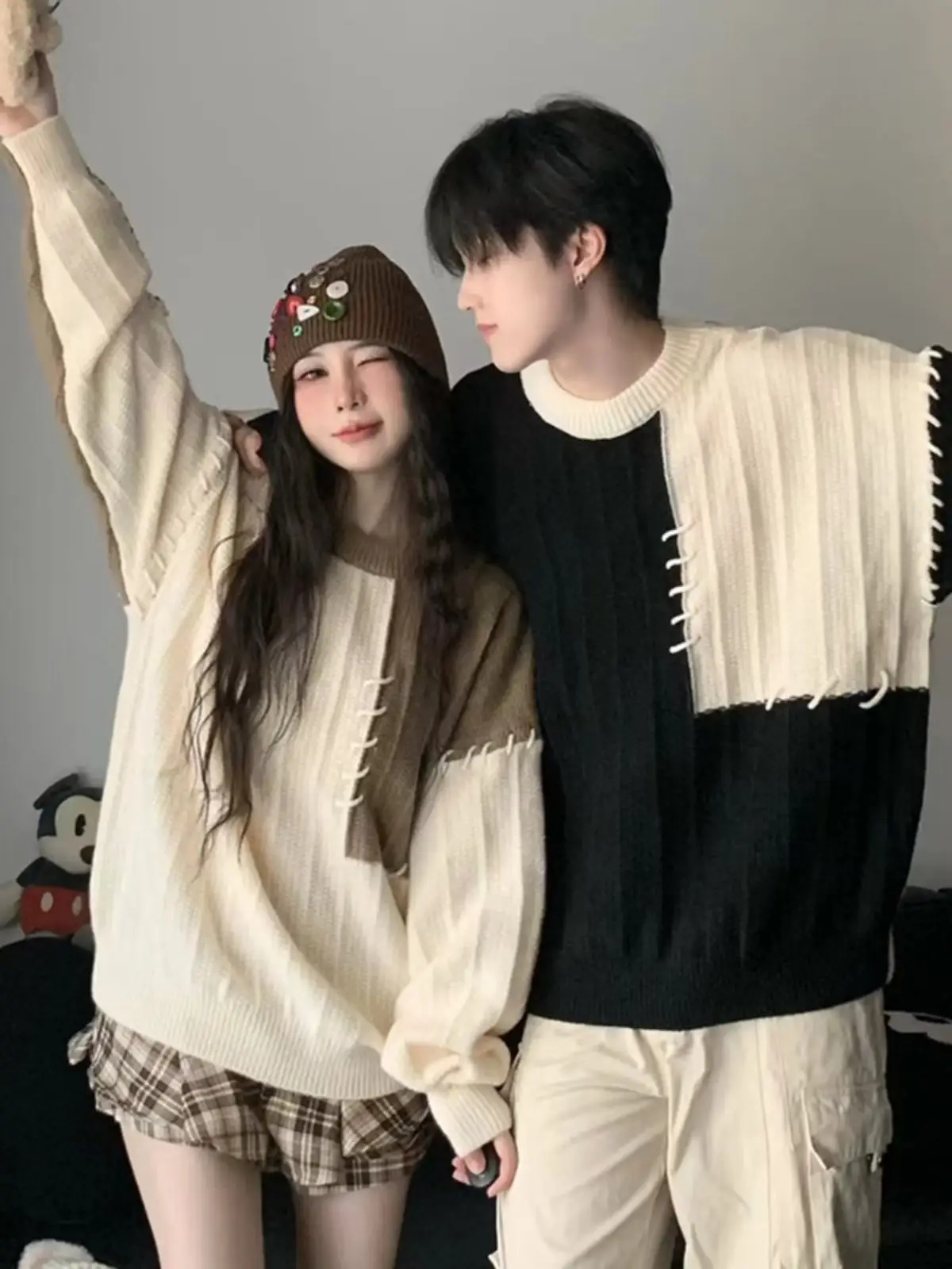 2023 New Couple Dress Korean Loose Sweater Men's Retro Contrast Color Lazy Style All-match Sweater Jacket — feature 6