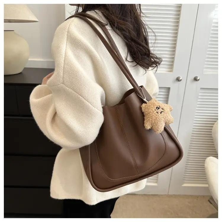 Retro Textured Shoulder Bag Women 2023 Winter Fall — feature 14