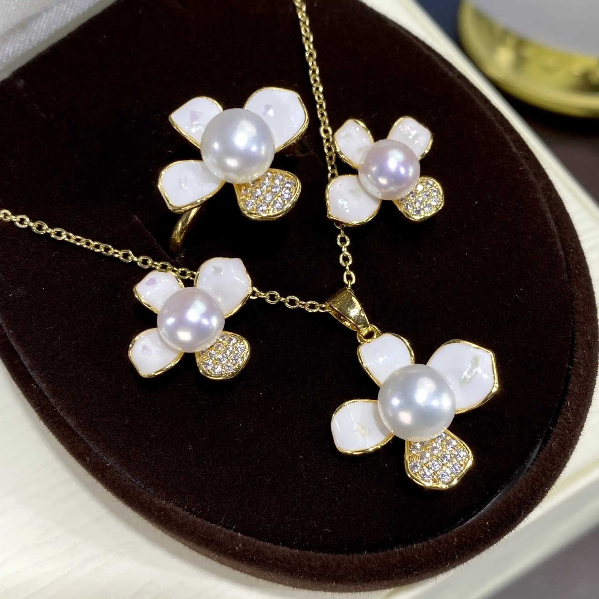 2025 Pearl Flower Set for Women Gold Plated