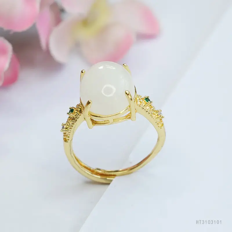 Guan Yu Jade Ring Pigeon Egg White Gold — feature 8