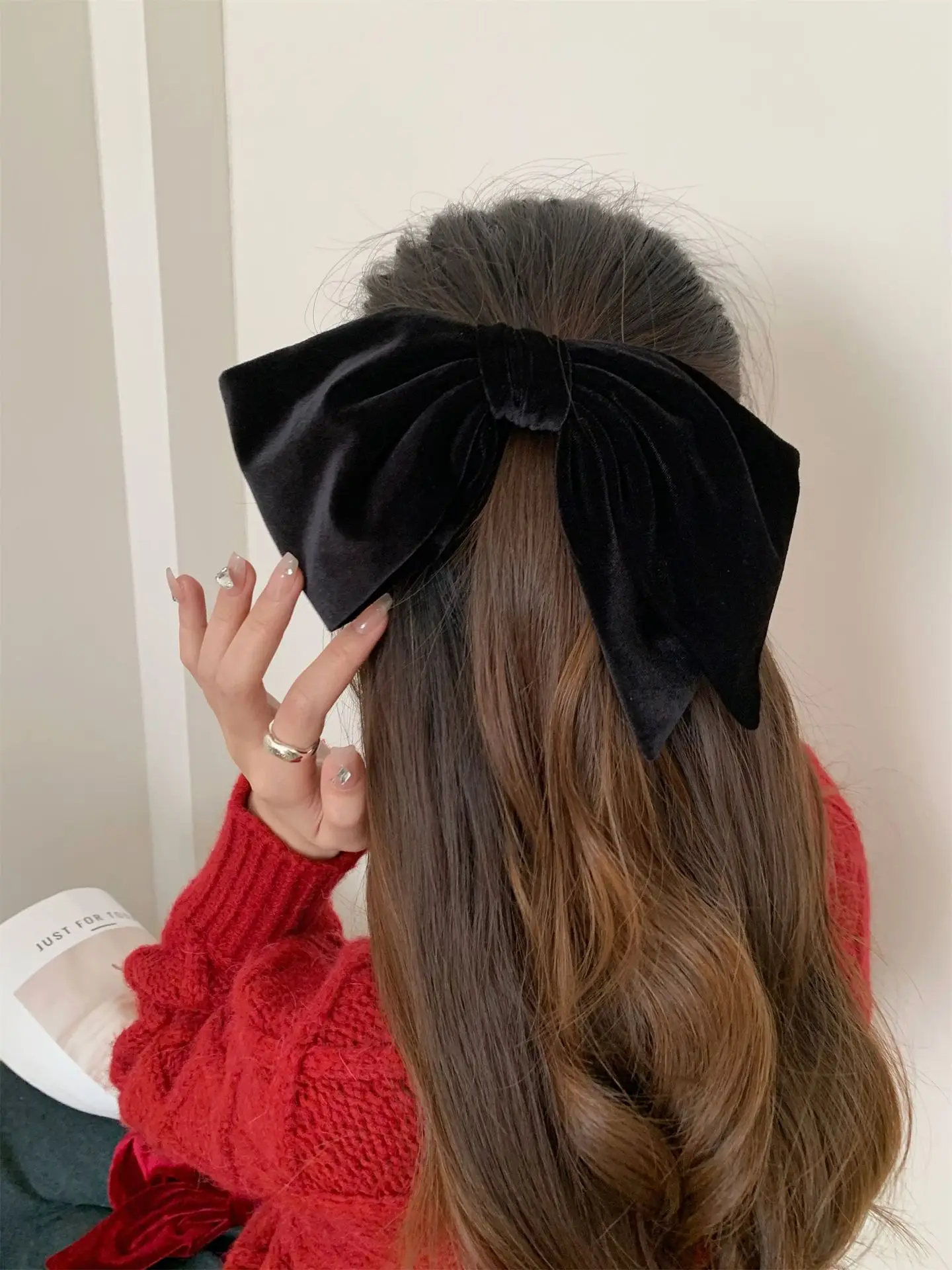 Black Velvet Satin Double Bow Hairpin with Horizontal Clip — feature 13