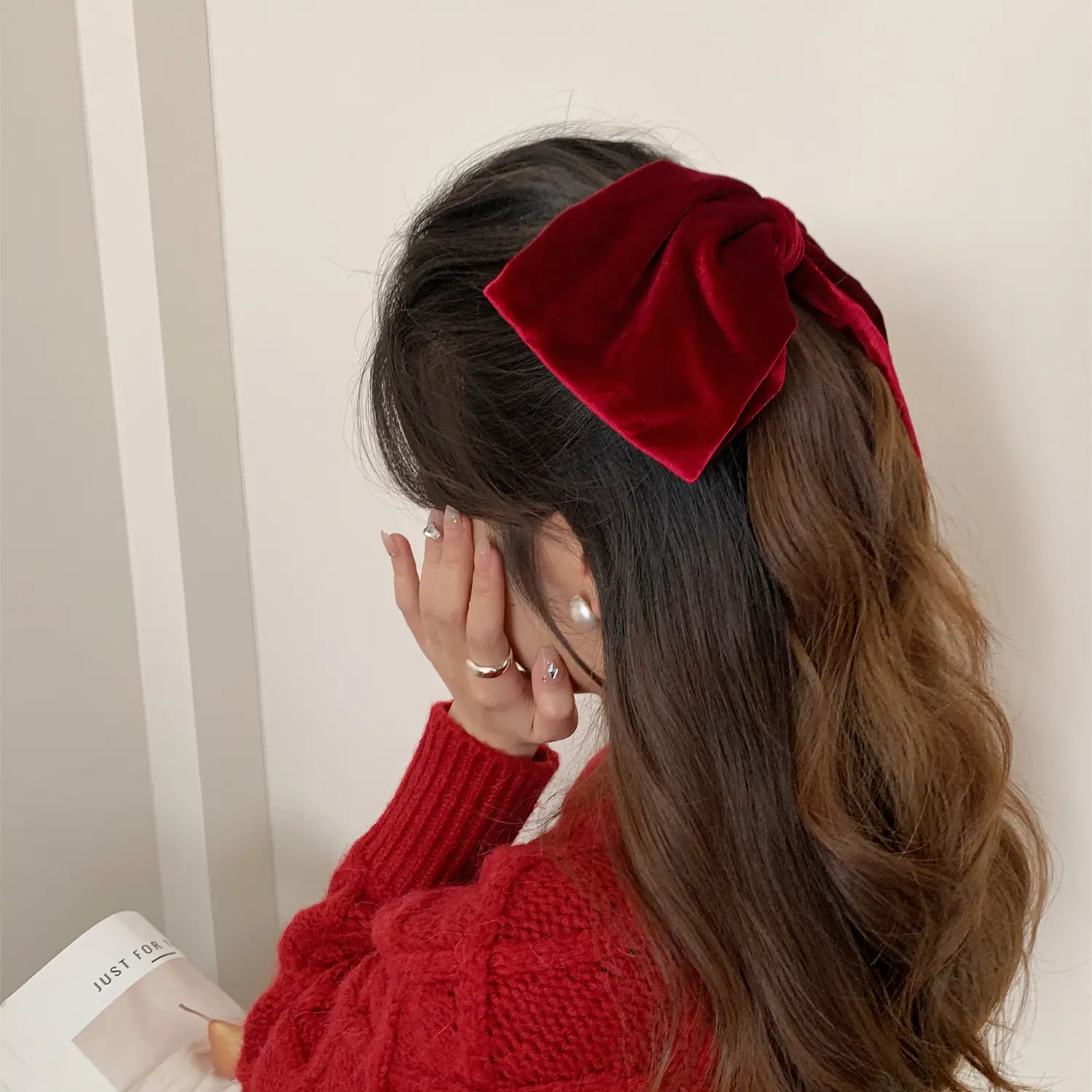 Black Velvet Satin Double Bow Hairpin with Horizontal Clip — feature 7