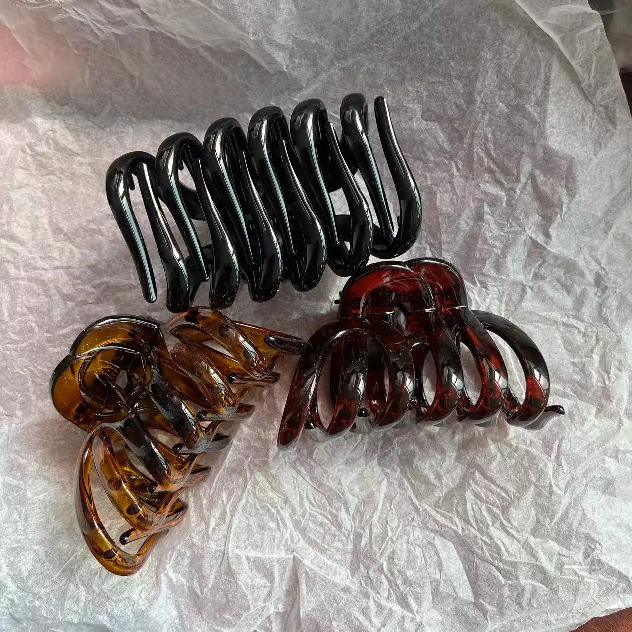 High-End Thickened Shark Hair Clips for Women - Image 7
