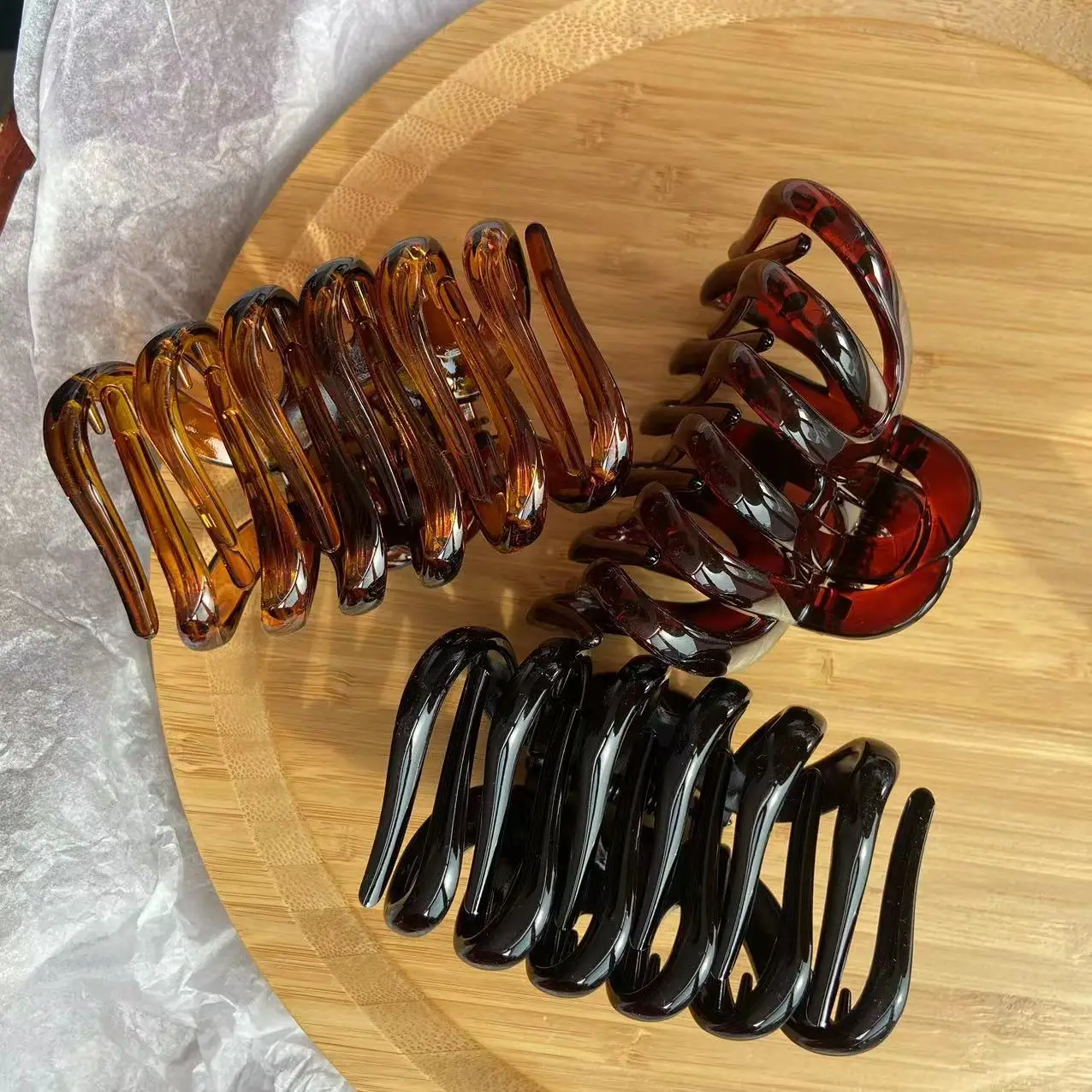 High-End Thickened Shark Hair Clips for Women — feature 6
