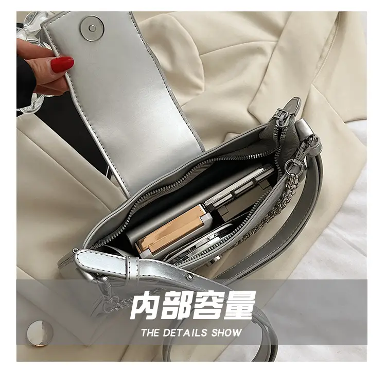 Black Chain Crossbody Bag Women 2025 New — feature 17