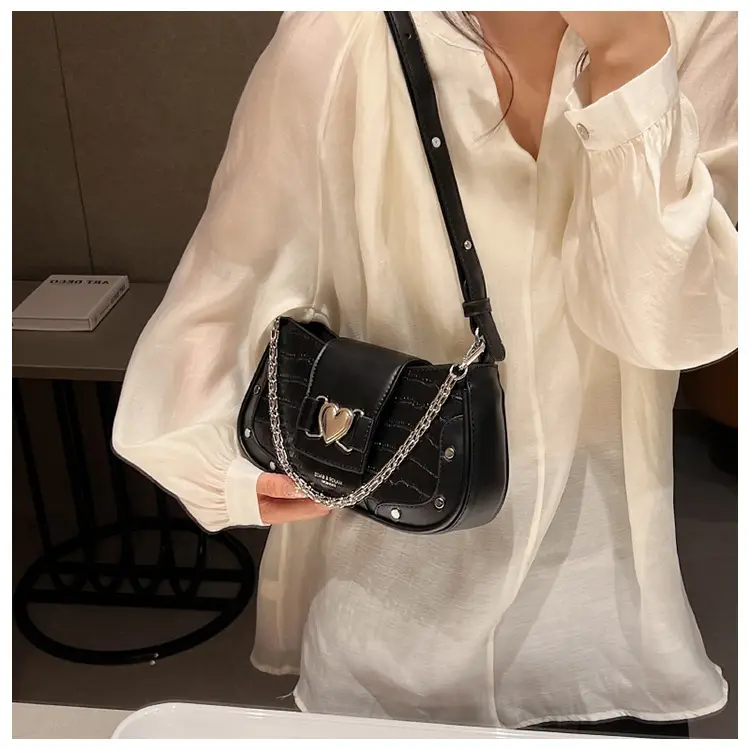 Black Chain Crossbody Bag Women 2025 New — feature 31