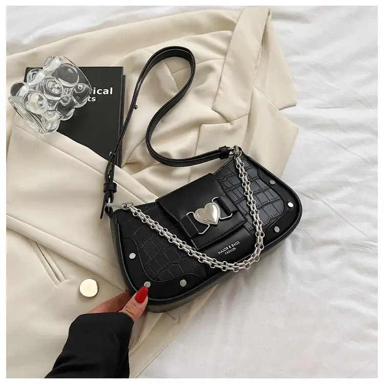 Black Chain Crossbody Bag Women 2025 New - Image 4