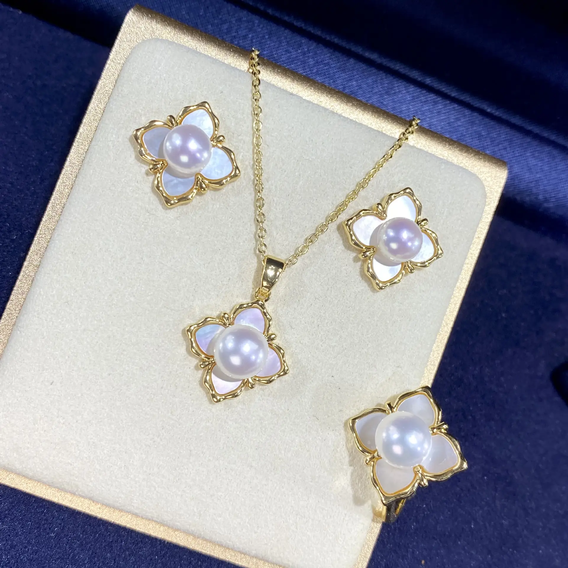 2025 Pearl Flower Earrings Set for Women S925 Gold - Image 3