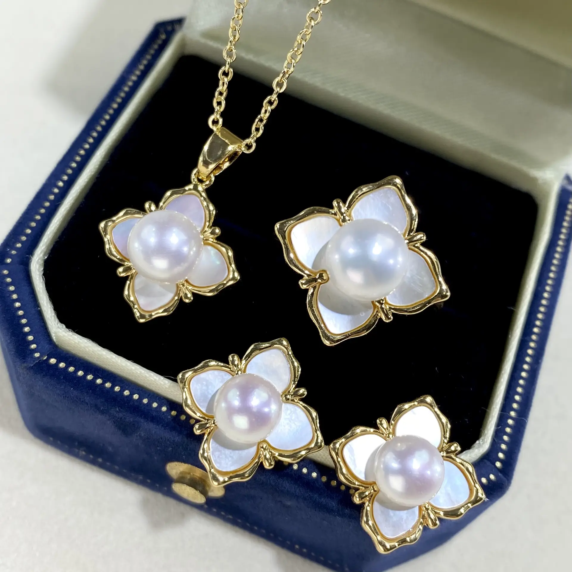 2025 Pearl Flower Earrings Set for Women S925 Gold — feature 4