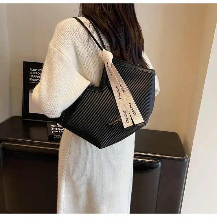 Women Large Capacity Brown Ribbed Shoulder Bag — feature 26