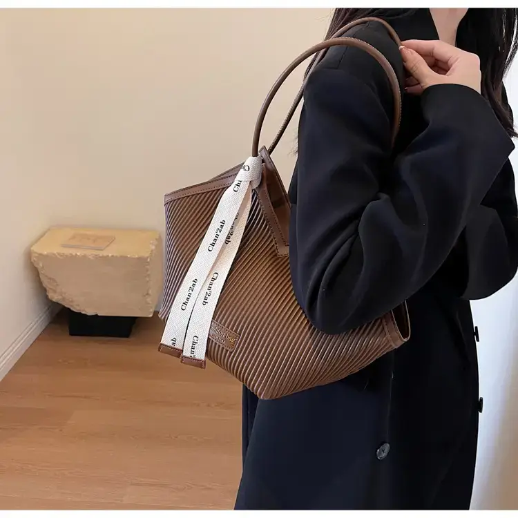 Women Large Capacity Brown Ribbed Shoulder Bag — feature 34