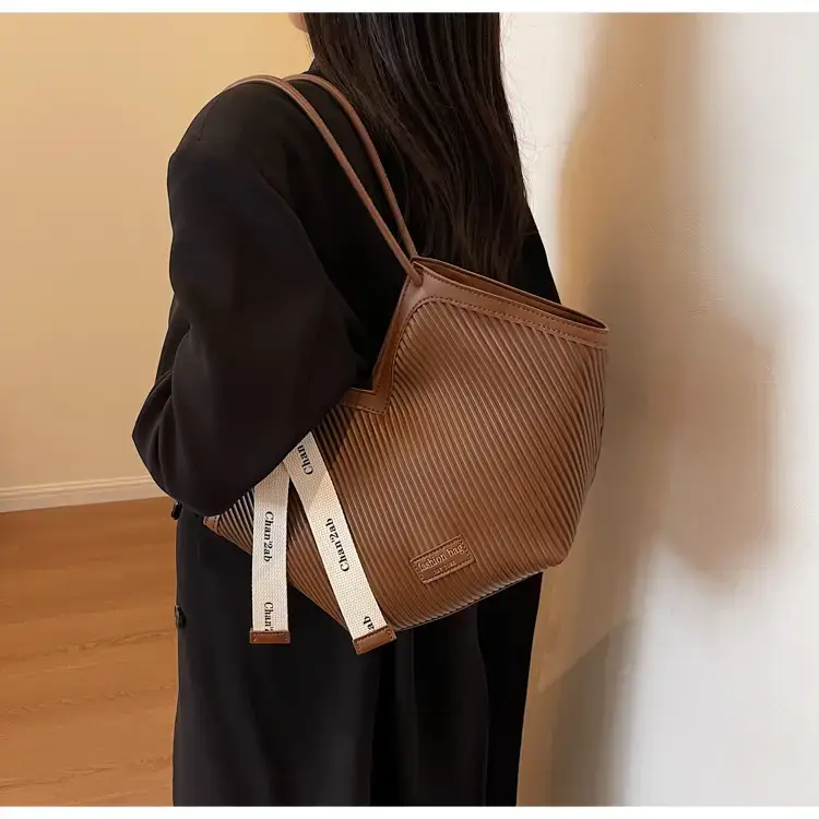 Women Large Capacity Brown Ribbed Shoulder Bag — feature 35