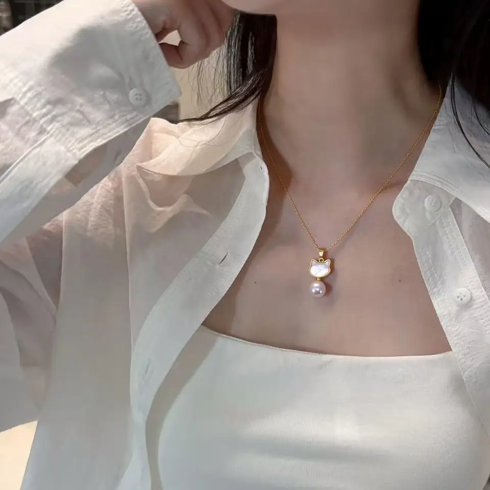 Zhuji Origin Cat Pearl Pendant Necklace Gold Chain - Image 4