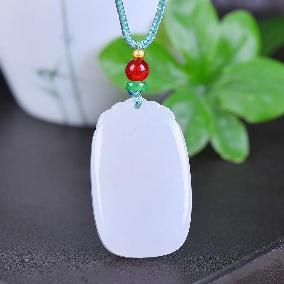 Tian Shan Cui Ping An Pai Necklace Set - Image 5