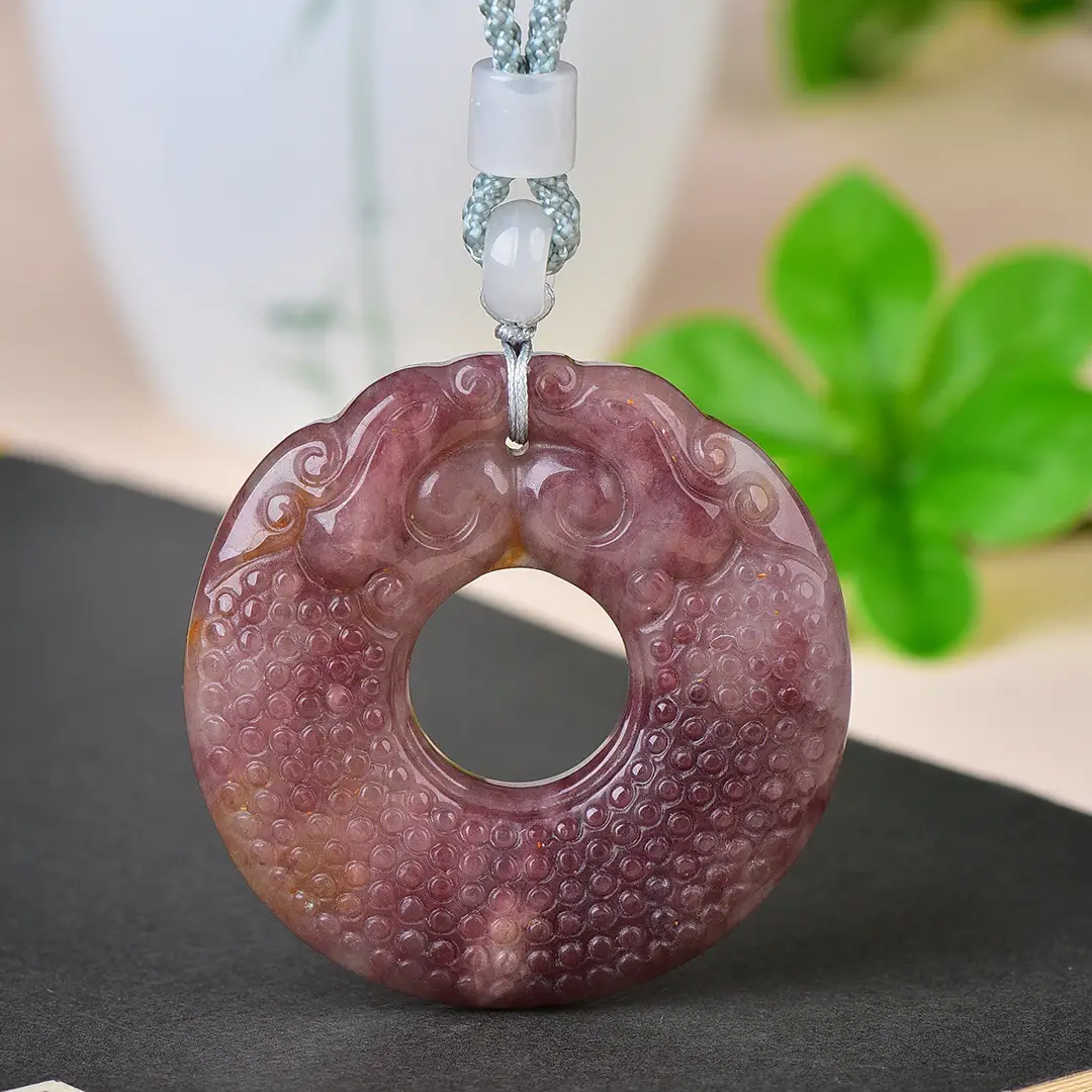Golden Jade Two Beasts Pendant for Men Women - Image 3