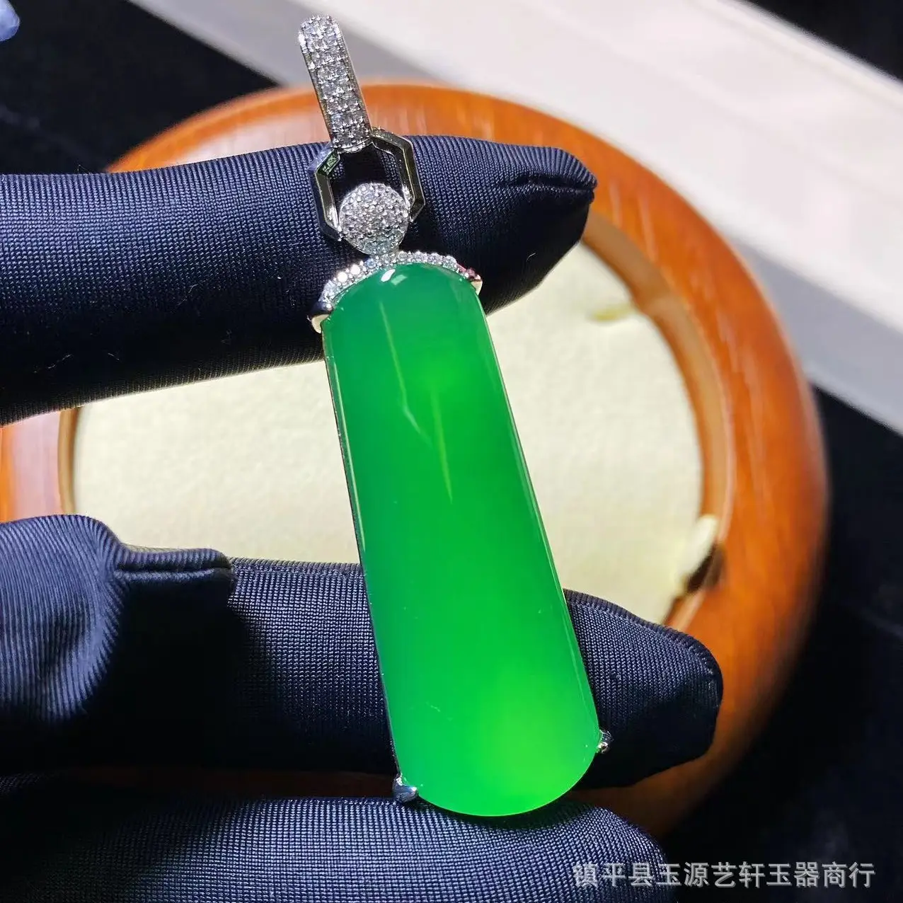 Ice Green Chalcedony Nocture Pendant 925 Silver Plated - Image 3