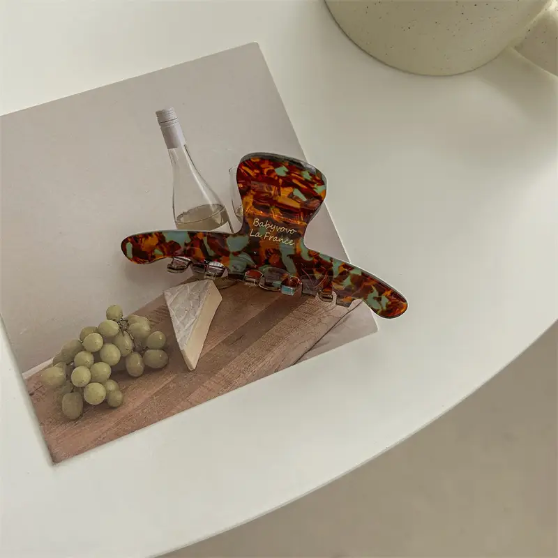 Oversized Retro Hairpin Women's Back Acetate Clip - Image 23