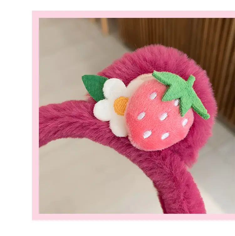 Plush Strawberry Bear Headband for Face Washing Winter — feature 5